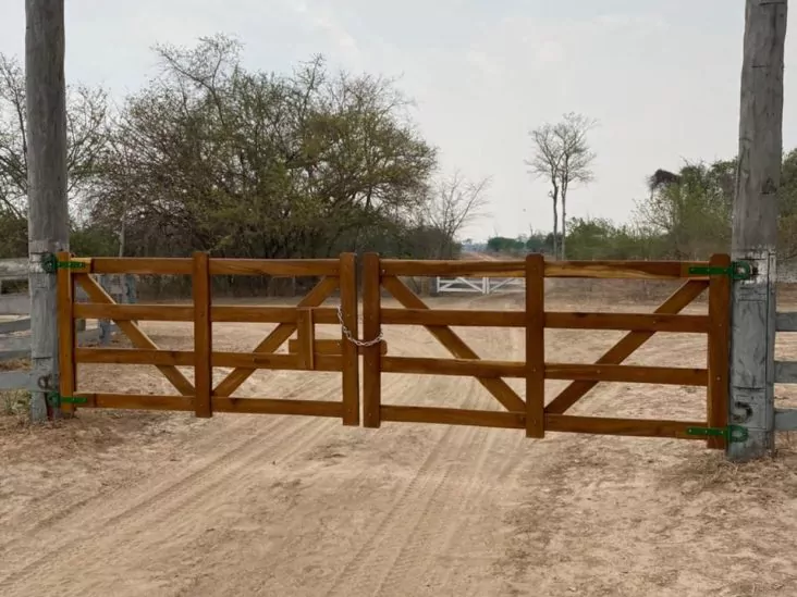 Establecimiento de 4.000 hectáreas en Bahía Negra. 7